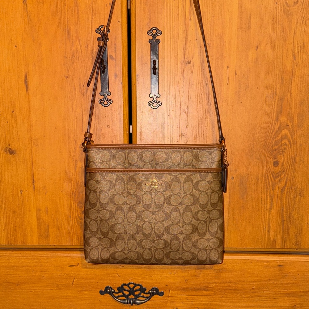 Coach Brown Signature Messenger Crossbody Bag
